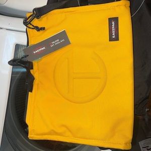 Eastpak × Telfar Medium Shopper - Yellow